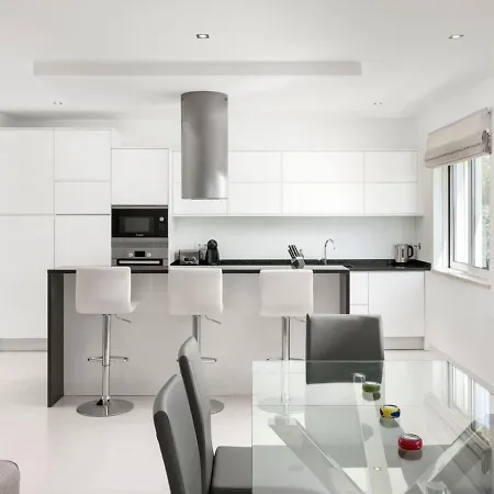 By The Sea Ocean View アパート *